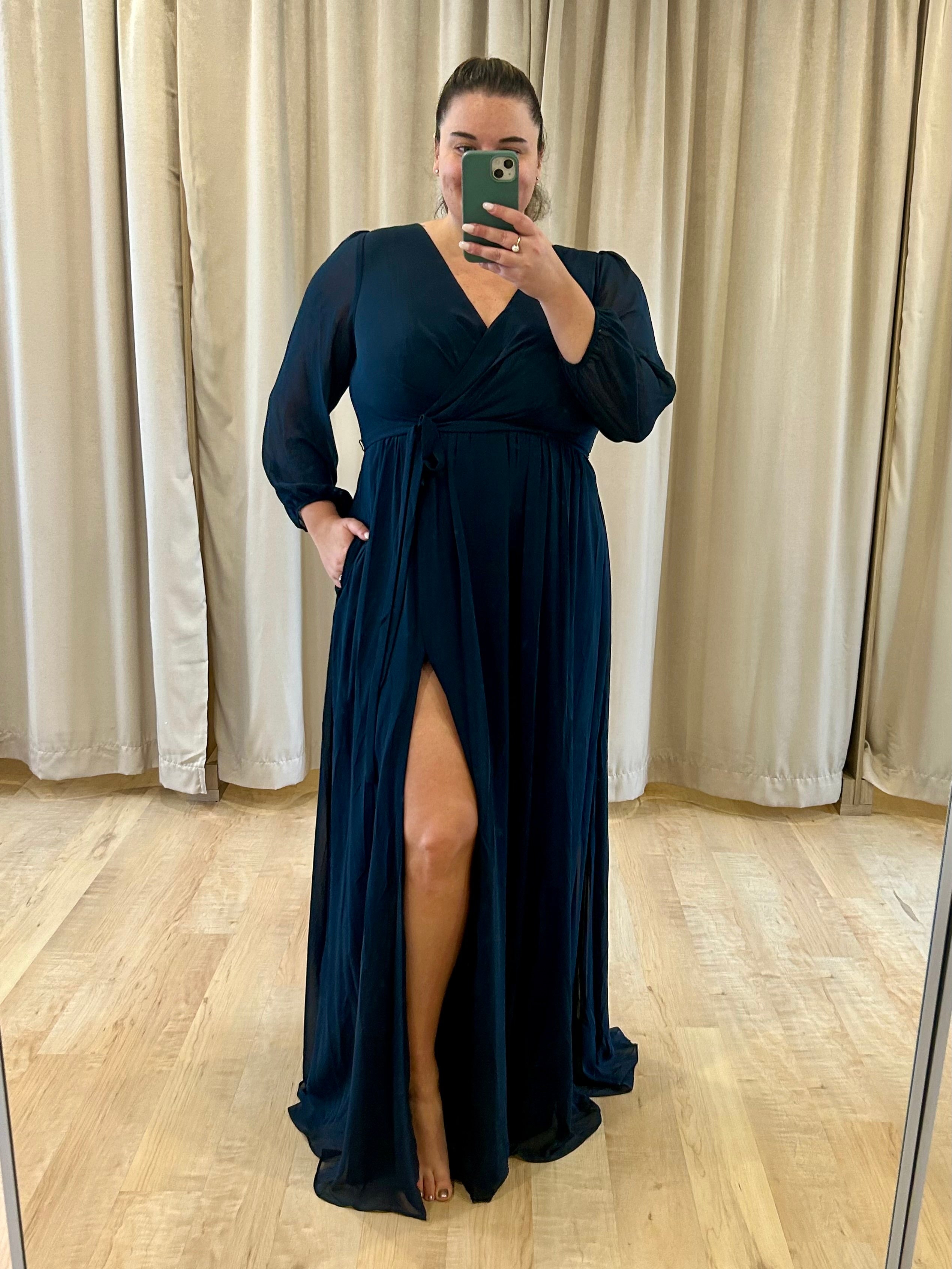 Adaxia - long chiffon dress with neckline with translucent 3/4 sleeves Adaxia - long chiffon dress with neckline with translucent 3/4 sleeves