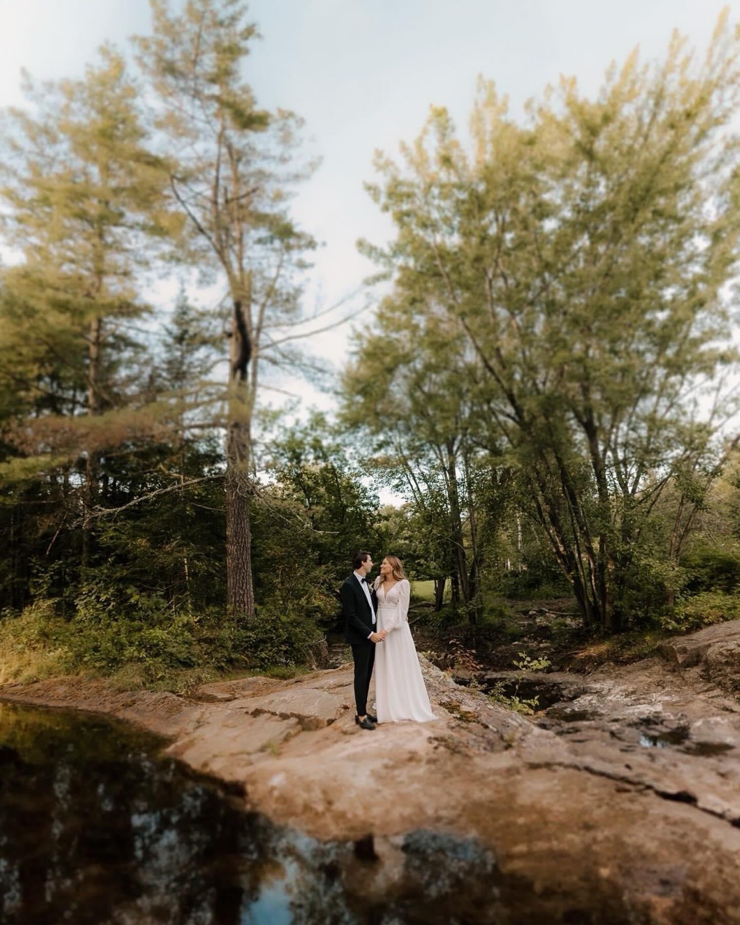 Fancy - wedding dress with long chiffon puff sleeves, lace top, open back and chiffon skirt Fancy - wedding dress with long chiffon puff sleeves, lace top, open back and chiffon skirt