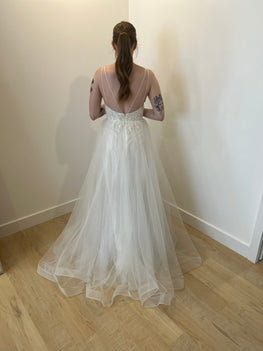 Wiley - robe de mariée classique avec jupe en tulle et haut brodé dentelle avec brillants avec bretelles fines