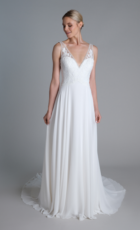 Wrangler *échantillon taille 20* - robe de mariée boho avec dentelle, taille empire marquée et jupe de chiffon Wrangler *échantillon taille 20* - robe de mariée boho avec dentelle, taille empire marquée et jupe de chiffon