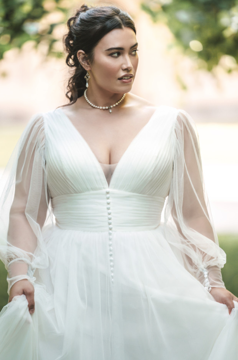 Samy *collection Allure x Netlfix Bridgerton* - robe de mariée en tulle à manches longues et taille cintrée Samy *collection Allure x Netlfix Bridgerton* - robe de mariée en tulle à manches longues et taille cintrée