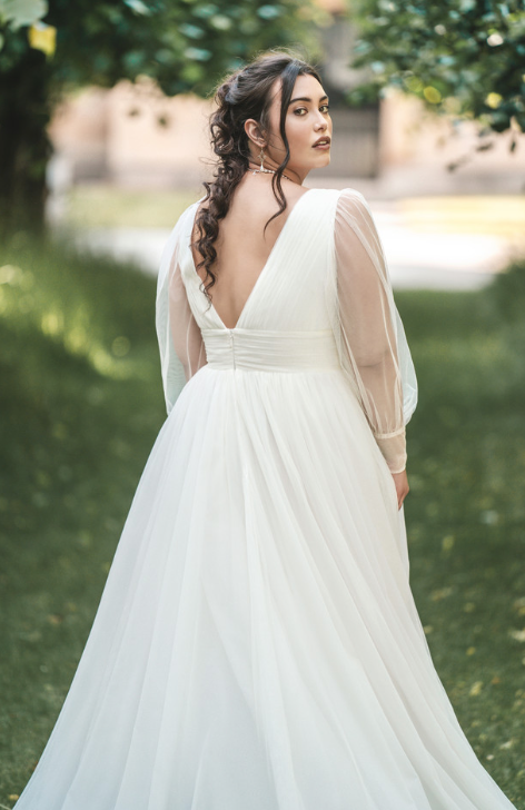 Samy *collection Allure x Netlfix Bridgerton* - robe de mariée en tulle à manches longues et taille cintrée Samy *collection Allure x Netlfix Bridgerton* - robe de mariée en tulle à manches longues et taille cintrée