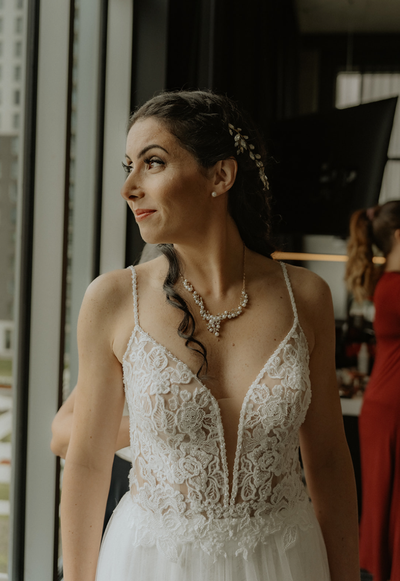 *EXCLUSIVITÉ* Demi aussi disponible *taille plus* - robe boho romantique en dentelle avec haut brodée et dos dégagé *EXCLUSIVITÉ* Demi aussi disponible *taille plus* - robe boho romantique en dentelle avec haut brodée et dos dégagé