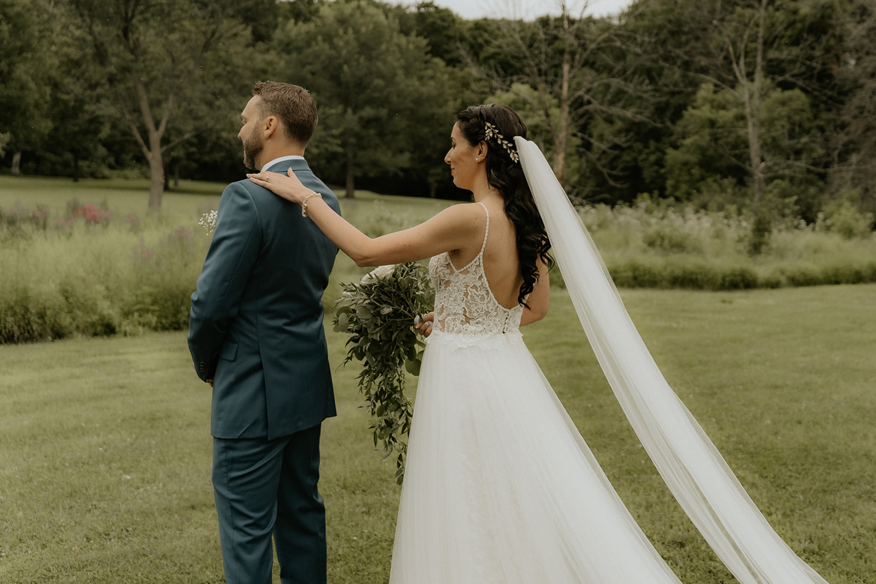 * EXCLUSIVITÉ* Demi *Échantillon taille 20* - robe boho romantique en dentelle avec haut brodée et dos dégagé * EXCLUSIVITÉ* Demi *Échantillon taille 20* - robe boho romantique en dentelle avec haut brodée et dos dégagé