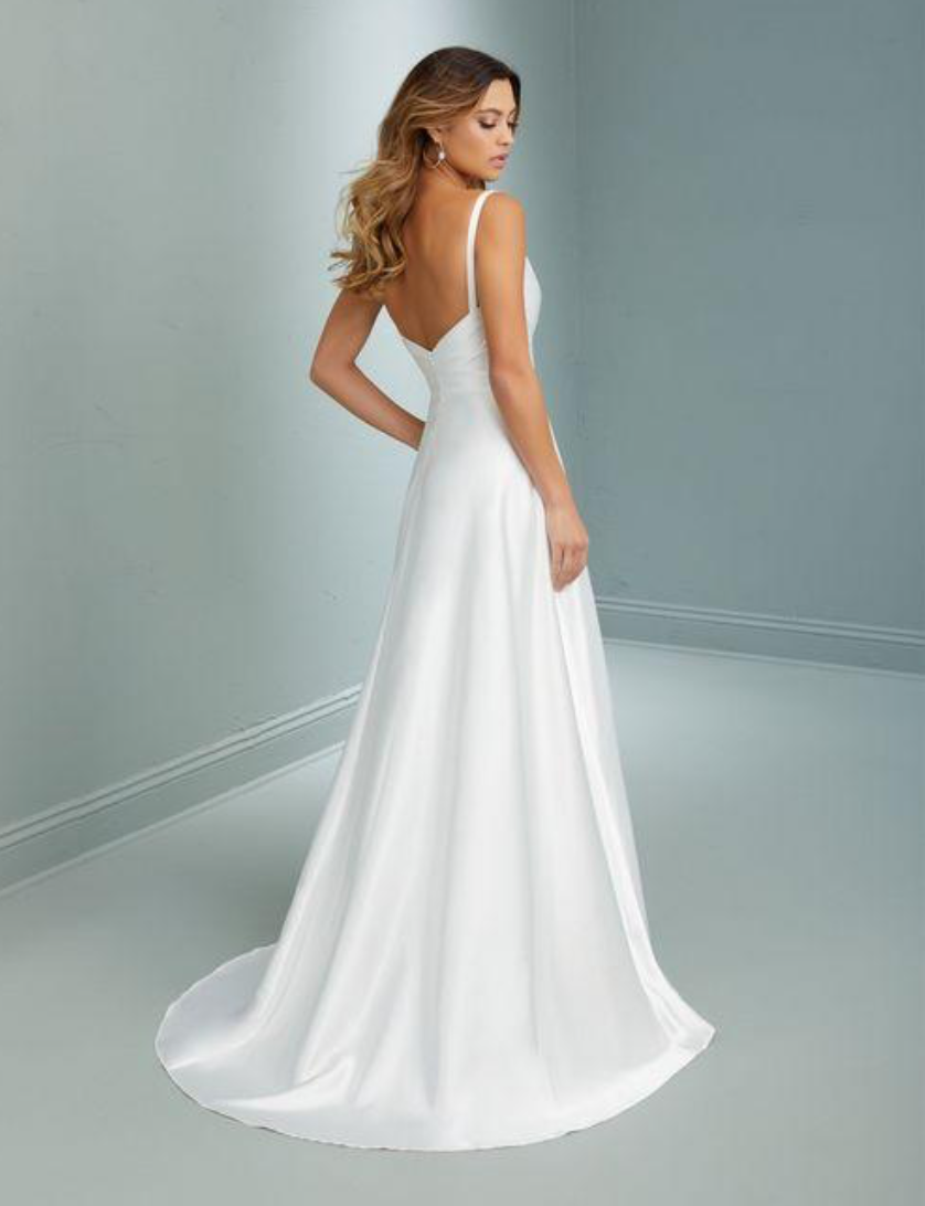 *EXCLUSIVITÉ* Benton - robe de mariée minimaliste en jersey extensible et encolure style cache-coeur *EXCLUSIVITÉ* Benton - robe de mariée minimaliste en jersey extensible et encolure style cache-coeur
