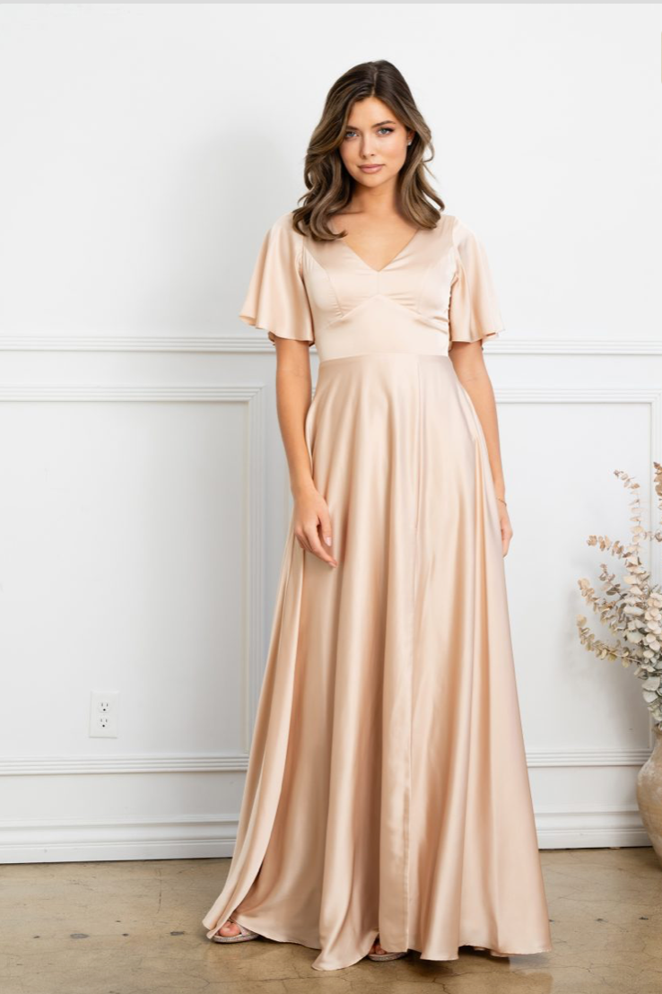 Tina - robe longue à décolleté en V et manches courtes avec ouverture au dos Tina - robe longue à décolleté en V et manches courtes avec ouverture au dos