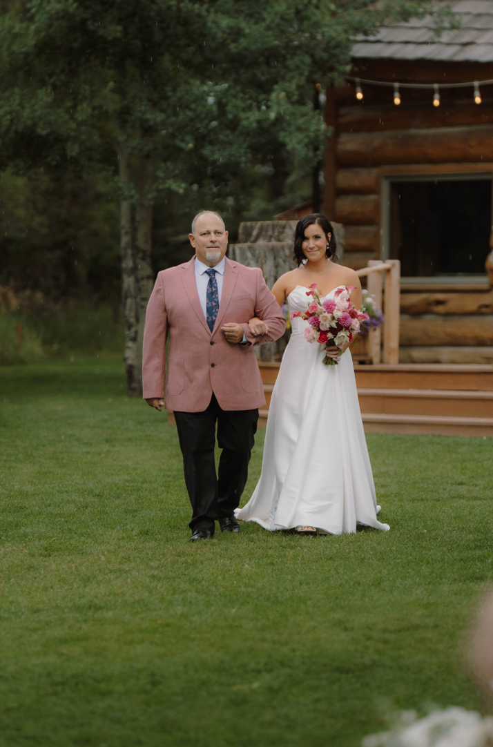 * EXCLUSIVITÉ * Dream - robe de mariée moderne et classique à bustier de style corset avec bretelles tombantes amovibles et fente à la jambe * EXCLUSIVITÉ * Dream - robe de mariée moderne et classique à bustier de style corset avec bretelles tombantes amovibles et fente à la jambe