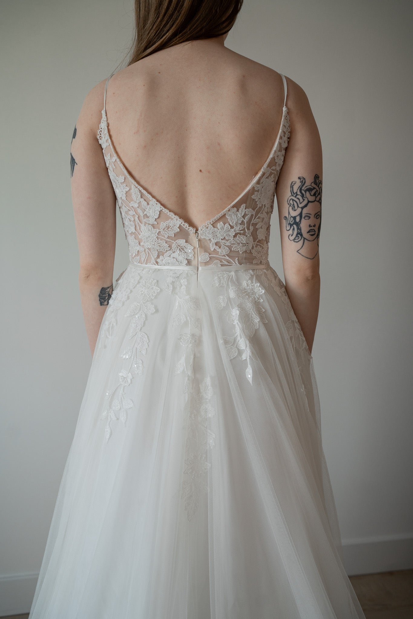 * EXCLUSIVITÉ* Marissa aussi disponible *taille plus* - robe boho romantique en dentelle avec haut brodée et bretelles délicates * EXCLUSIVITÉ* Marissa aussi disponible *taille plus* - robe boho romantique en dentelle avec haut brodée et bretelles délicates