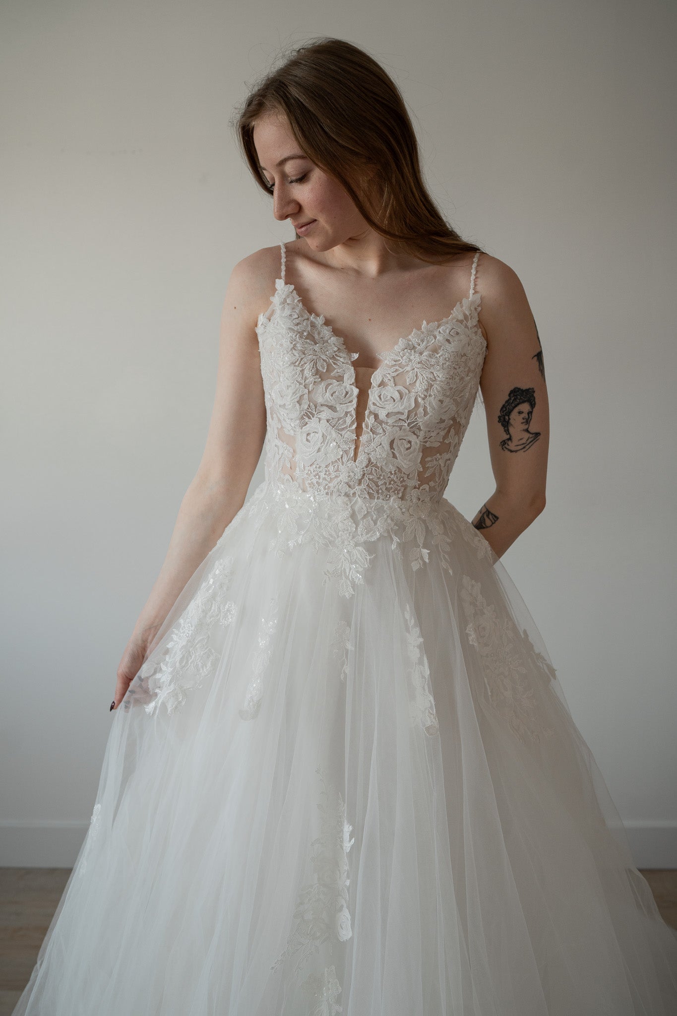 *EXCLUSIVITÉ* Pokey - robe boho romantique volumineuse en tulle avec haut brodé de dentelle et duo de bretelles *EXCLUSIVITÉ* Pokey - robe boho romantique volumineuse en tulle avec haut brodé de dentelle et duo de bretelles