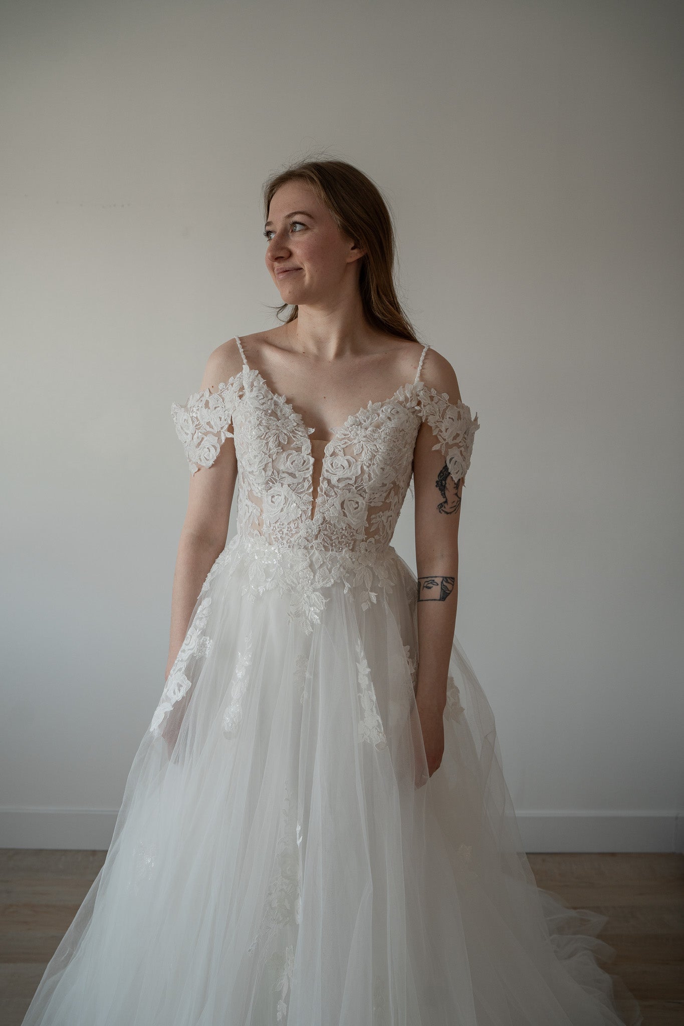 *EXCLUSIVITÉ* Pokey - robe boho romantique volumineuse en tulle avec haut brodé de dentelle et duo de bretelles *EXCLUSIVITÉ* Pokey - robe boho romantique volumineuse en tulle avec haut brodé de dentelle et duo de bretelles