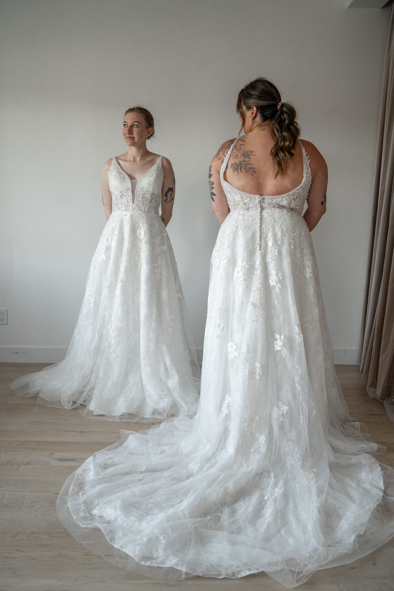 *EXCLUSIVITÉ* Riddle aussi disponible *taille plus* - robe boho romantique coupe A en tulle avec dentelle et dos ouvert *EXCLUSIVITÉ* Riddle aussi disponible *taille plus* - robe boho romantique coupe A en tulle avec dentelle et dos ouvert