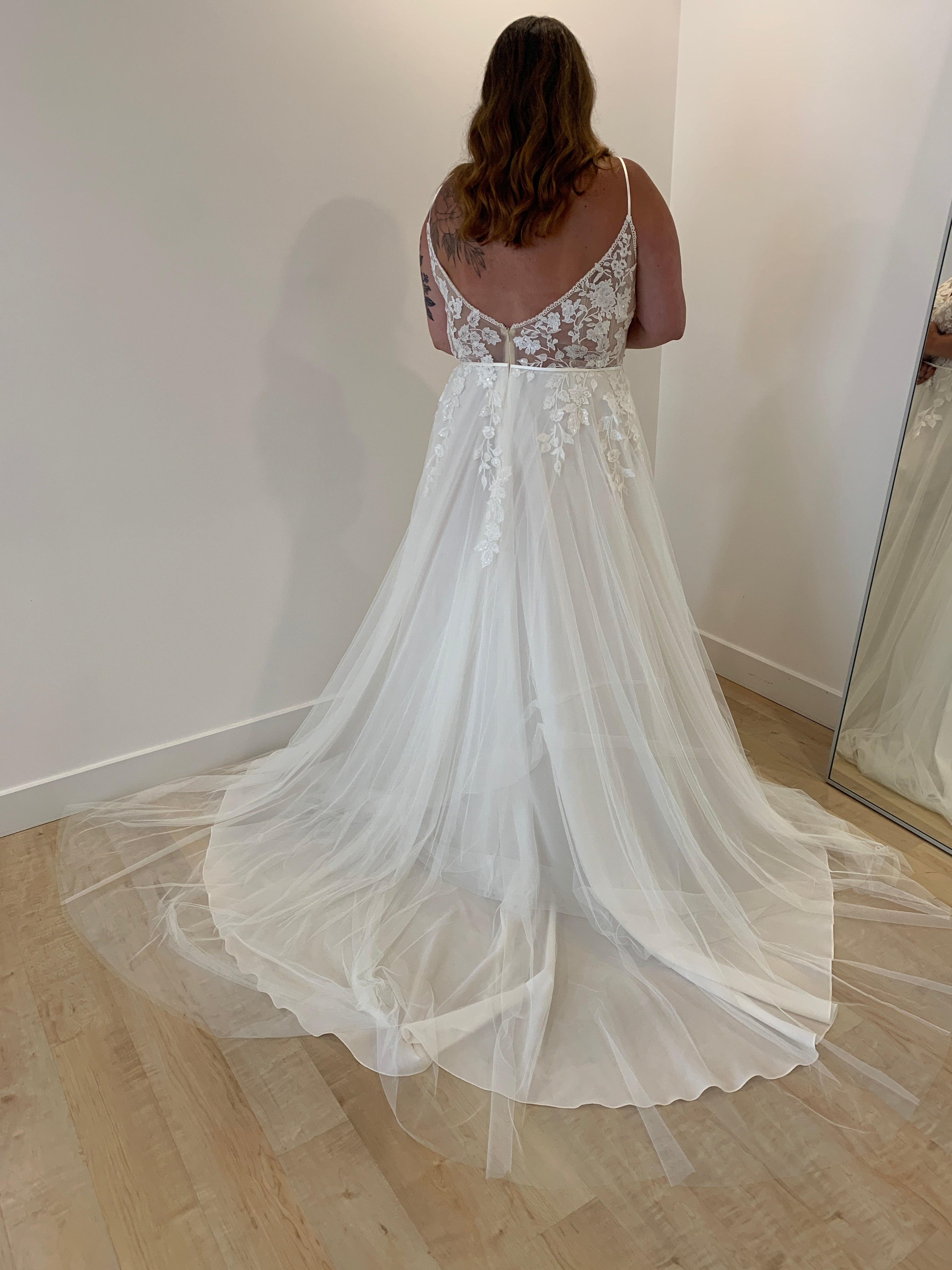 * EXCLUSIVITÉ* Marissa aussi disponible *taille plus* - robe boho romantique en dentelle avec haut brodée et bretelles délicates * EXCLUSIVITÉ* Marissa aussi disponible *taille plus* - robe boho romantique en dentelle avec haut brodée et bretelles délicates