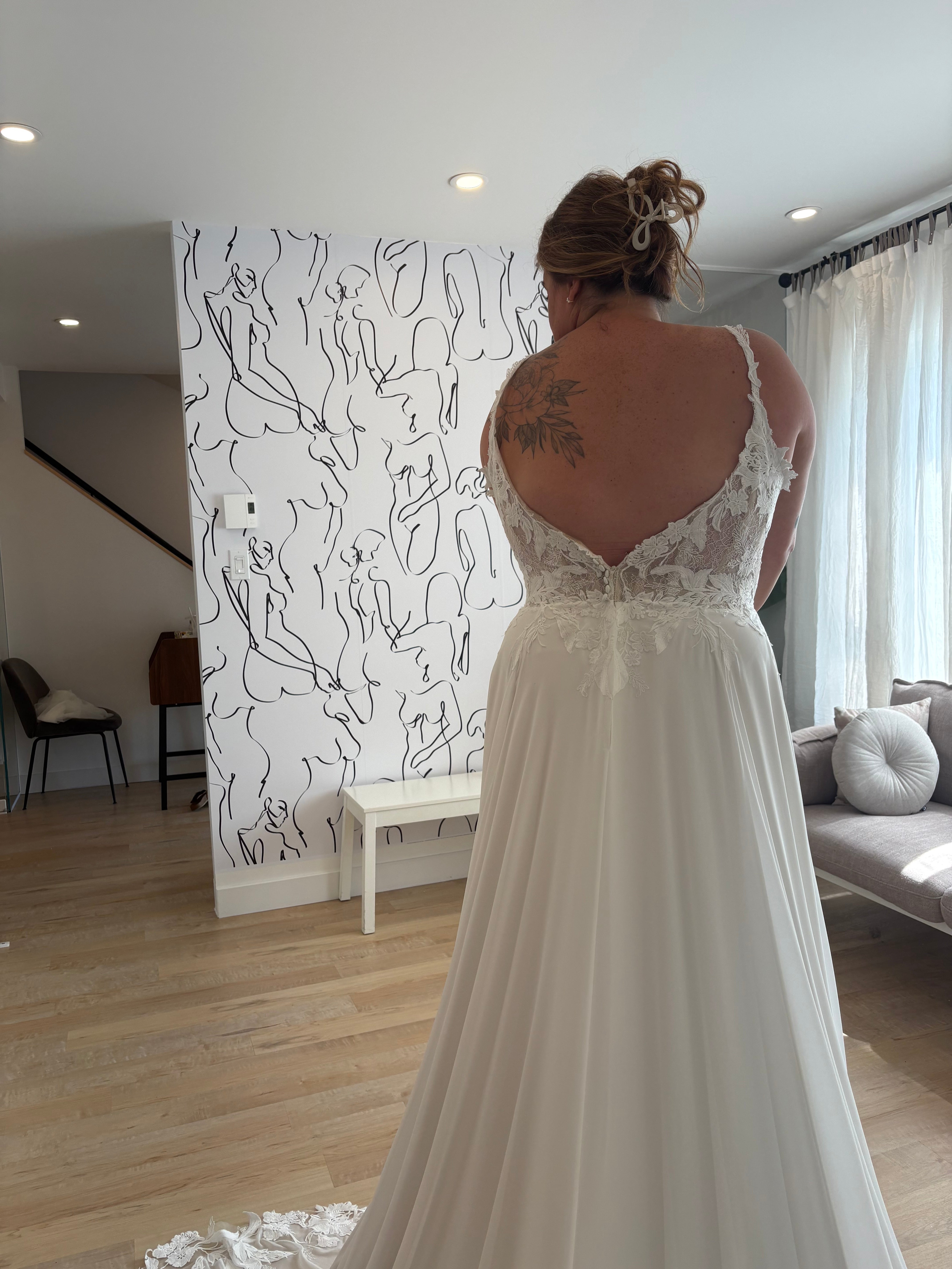 Brayson - robe de mariée boho avec dentelle et jupe en chiffon à traîne magistrale Brayson - robe de mariée boho avec dentelle et jupe en chiffon à traîne magistrale