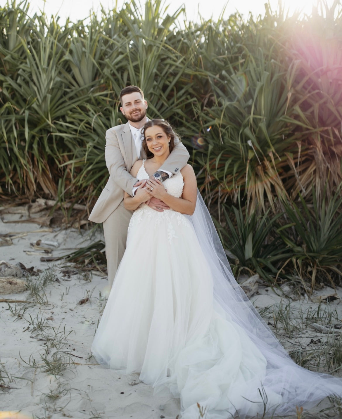 Mason - robe de mariée romantique de coupe A en tulle et dentelle sans perle avec bretelles larges et dos ouvert Mason - robe de mariée romantique de coupe A en tulle et dentelle sans perle avec bretelles larges et dos ouvert