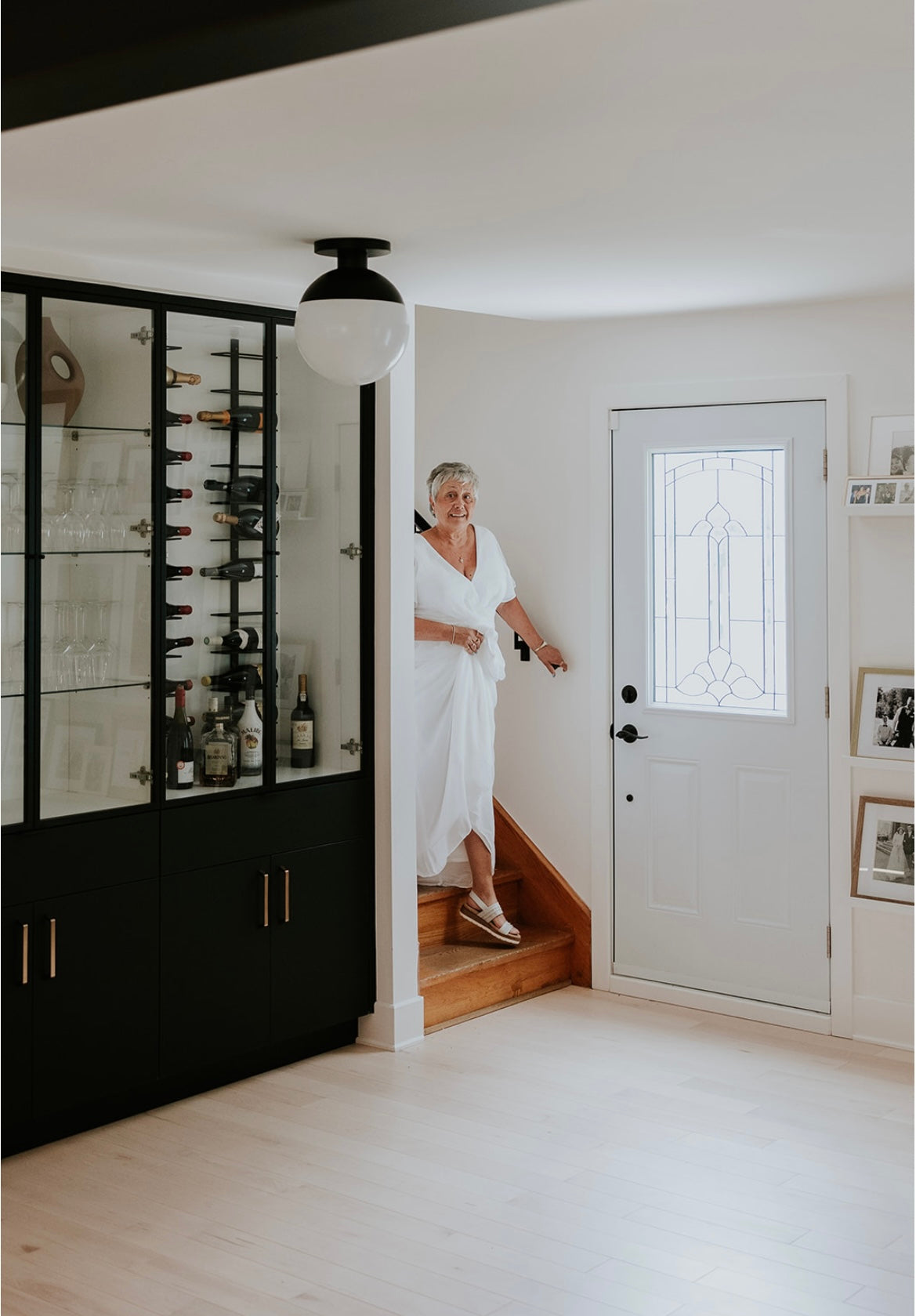 Martina - robe longue à décolleté en V, manches courtes et jambe fendue Martina - robe longue à décolleté en V, manches courtes et jambe fendue