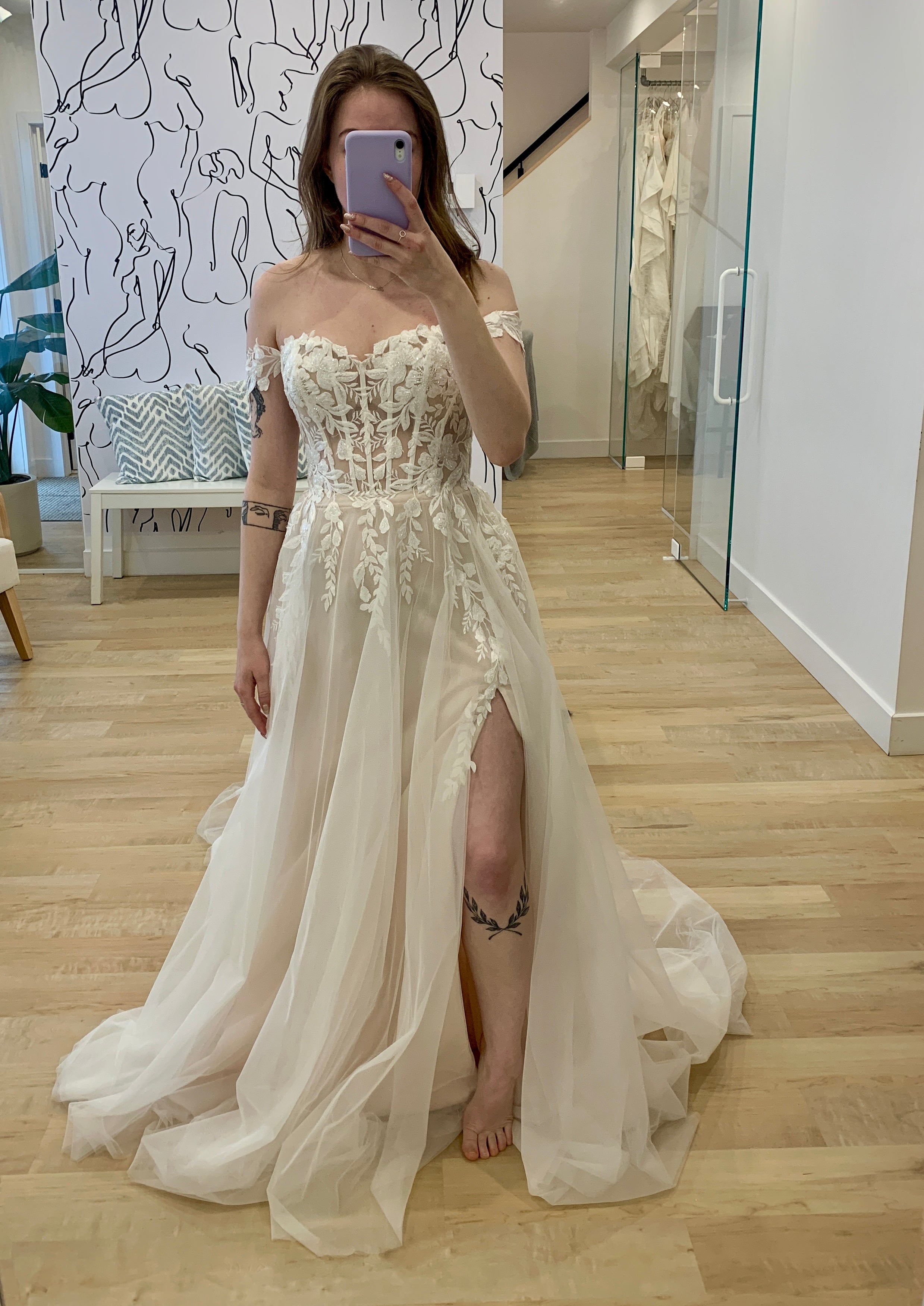 *EXCLUSIVITÉ* Gamba - robe boho romantique coupe A en tulle et dentelle, avec corset apparent et bretelles tombantes *EXCLUSIVITÉ* Gamba - robe boho romantique coupe A en tulle et dentelle, avec corset apparent et bretelles tombantes