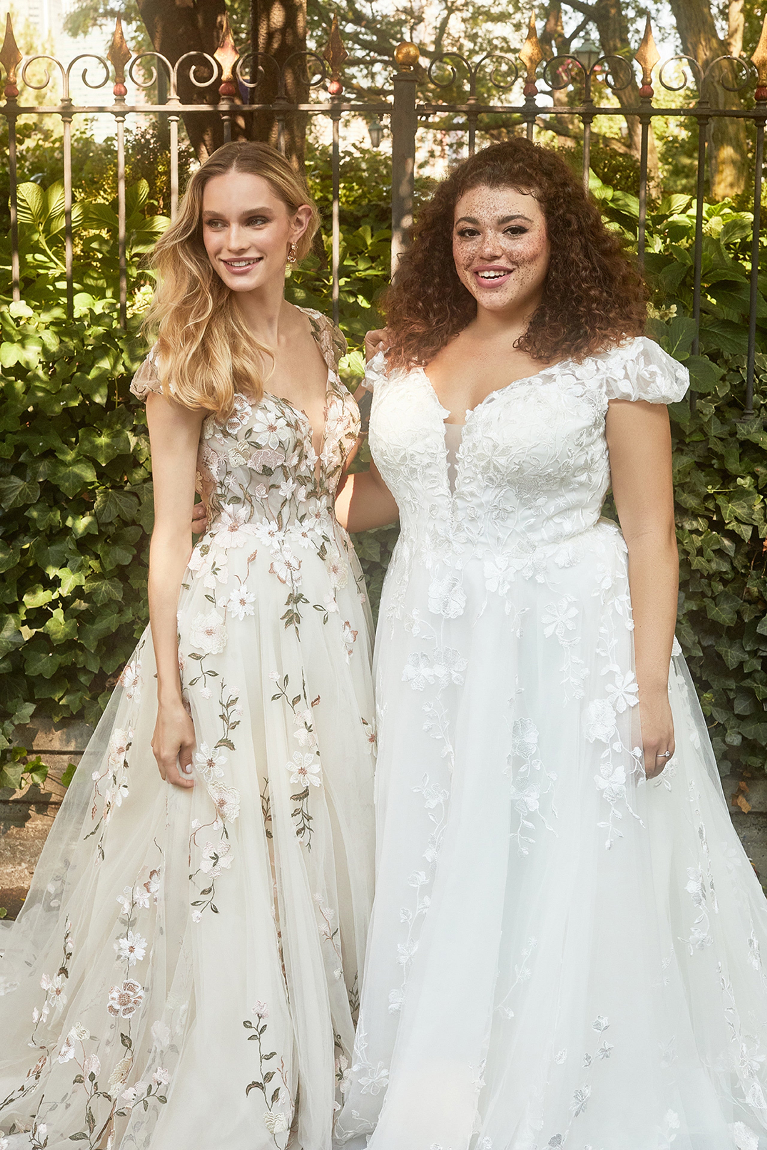 *EXCLUSIVITÉ* Juno *taille plus* - robe de mariée unique et festive avec dentelle brodée haut de gamme et manches courtes bouffantes *EXCLUSIVITÉ* Juno *taille plus* - robe de mariée unique et festive avec dentelle brodée haut de gamme et manches courtes bouffantes