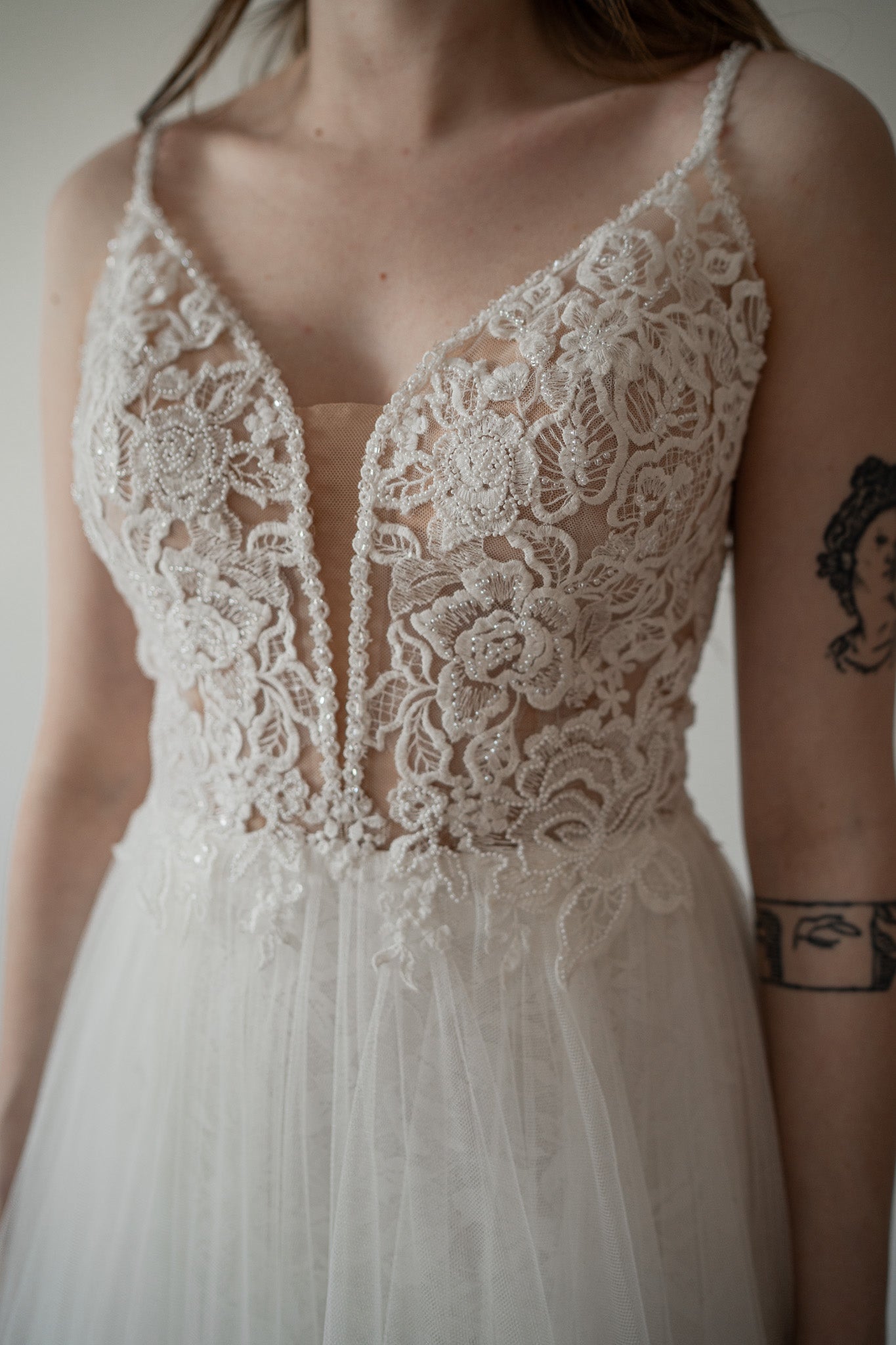 *EXCLUSIVITÉ* Demi aussi disponible *taille plus* - robe boho romantique en dentelle avec haut brodée et dos dégagé *EXCLUSIVITÉ* Demi aussi disponible *taille plus* - robe boho romantique en dentelle avec haut brodée et dos dégagé