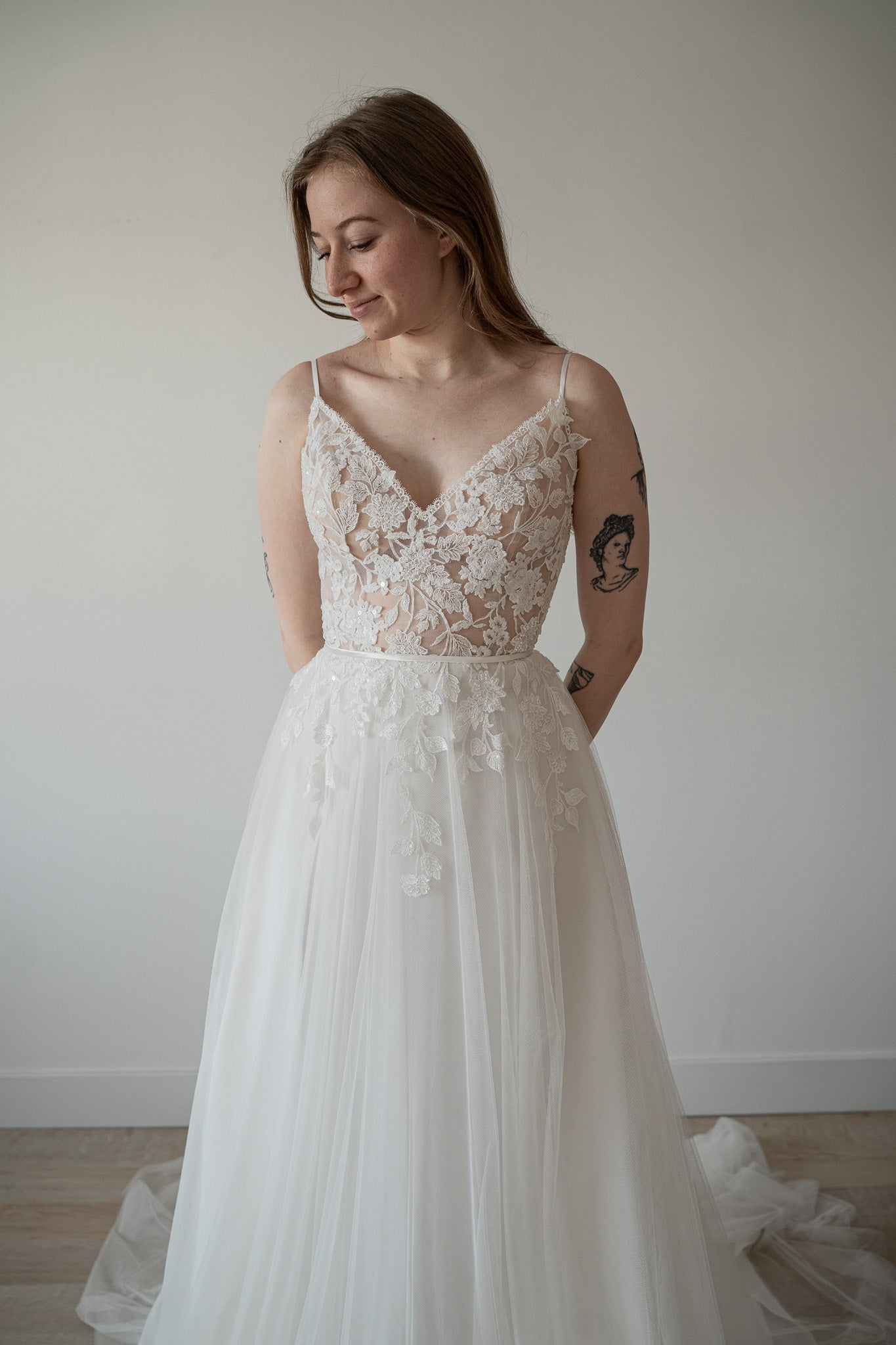 * EXCLUSIVITÉ* Marissa aussi disponible *taille plus* - robe boho romantique en dentelle avec haut brodée et bretelles délicates * EXCLUSIVITÉ* Marissa aussi disponible *taille plus* - robe boho romantique en dentelle avec haut brodée et bretelles délicates