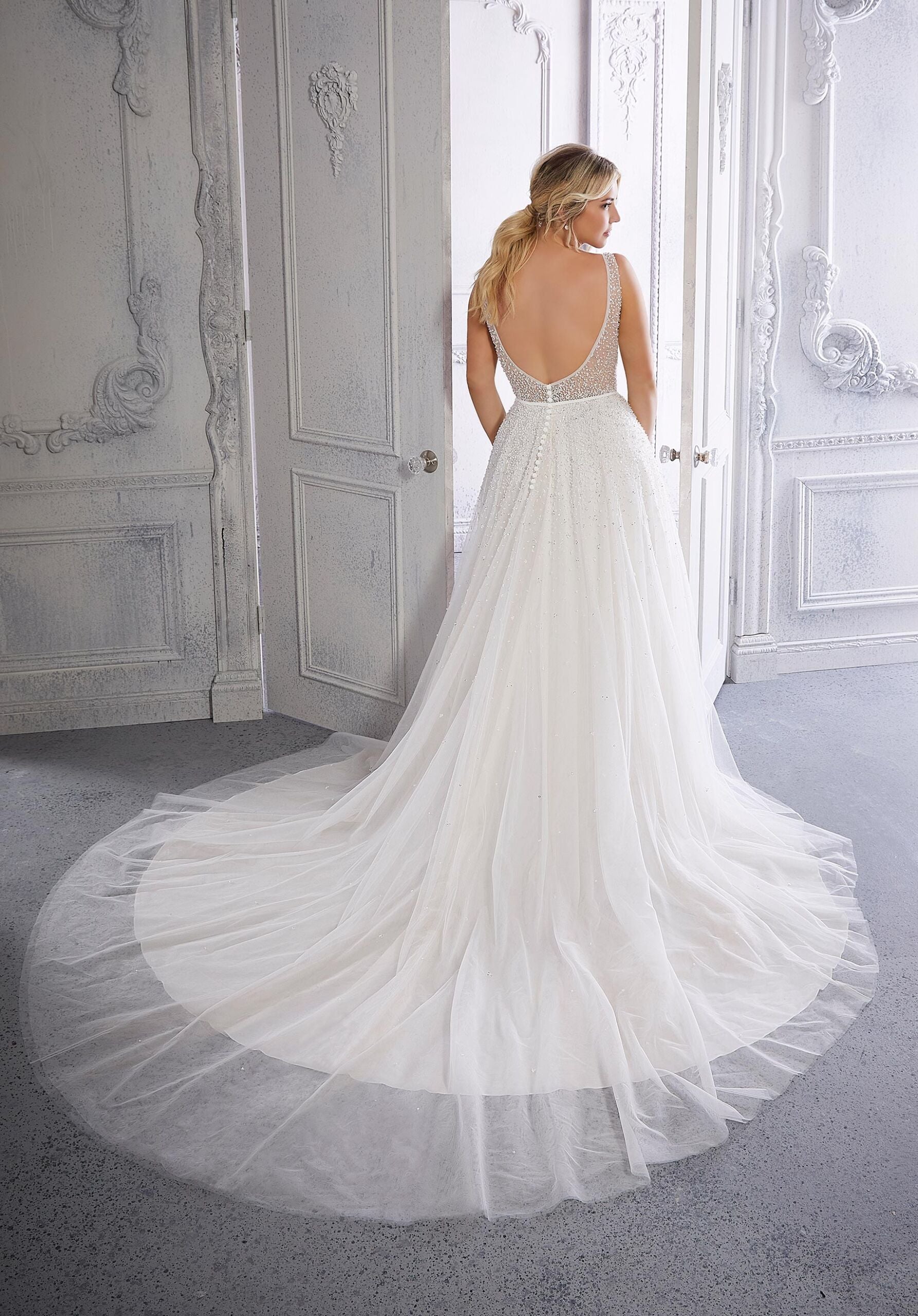 Cupid *échantillon taille 16W* - robe coupe A perlée entièrement Cupid *échantillon taille 16W* - robe coupe A perlée entièrement