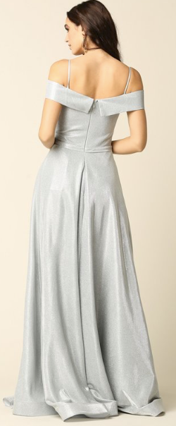 Farley - robe longue en jersey scintillant off shoulders avec décolleté en coeur, poches, bretelles tombantes et jambe fendue Farley - robe longue en jersey scintillant off shoulders avec décolleté en coeur, poches, bretelles tombantes et jambe fendue