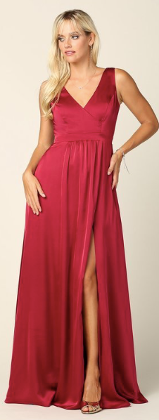 Yamila - robe longue en tissus satiné avec décolleté, poches, bretelles larges et jambe fendue Yamila - robe longue en tissus satiné avec décolleté, poches, bretelles larges et jambe fendue