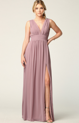 Mykonos - long dress with V-neckline and slit