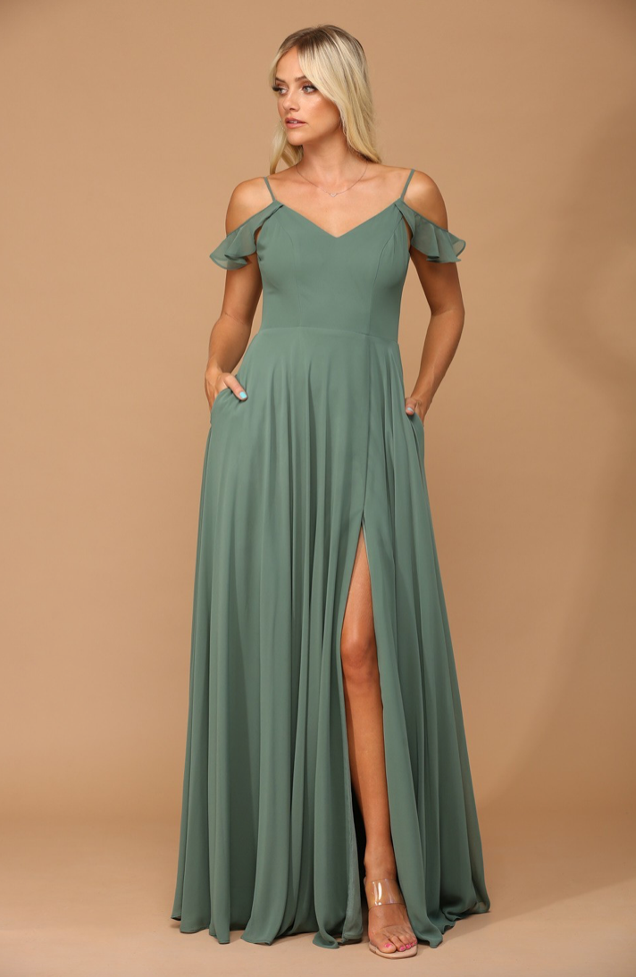 Moxy - Robe longue à fines bretelles et volants off shoulders Moxy - Robe longue à fines bretelles et volants off shoulders