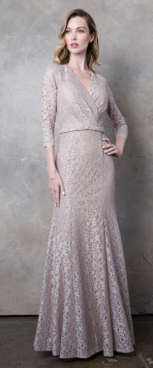 Pamela - robe de coupe droite en dentelle extensible avec brillants légers et manches ¾ Pamela - robe de coupe droite en dentelle extensible avec brillants légers et manches ¾