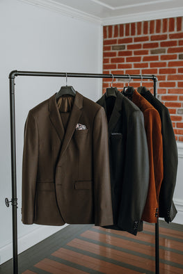 Ensemble / Habit / Complet veston et pantalon collection LUXE européen en mélange de laine