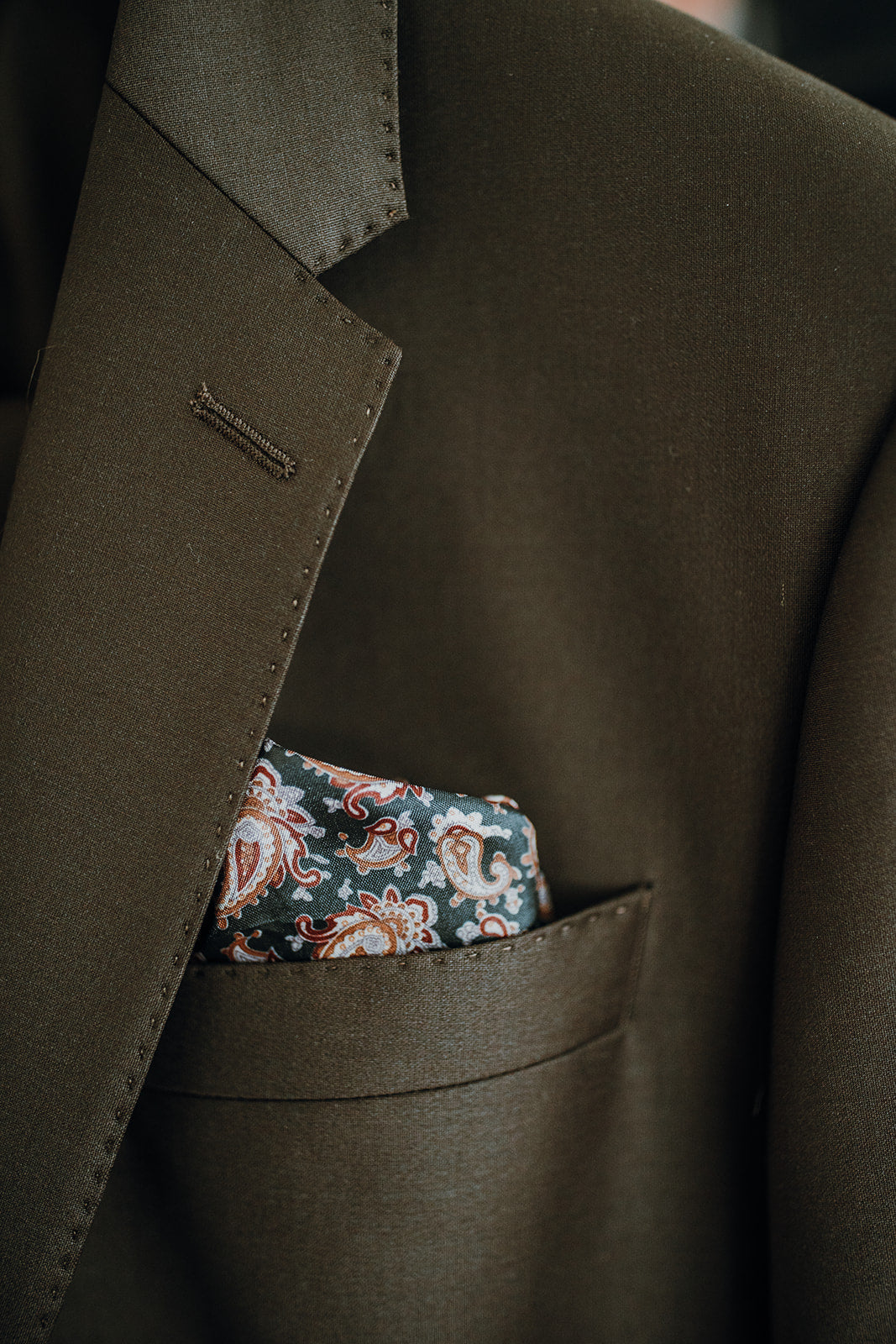 Ensemble / Habit / Complet veston et pantalon collection LUXE européen en mélange de laine Ensemble / Habit / Complet veston et pantalon collection LUXE européen en mélange de laine