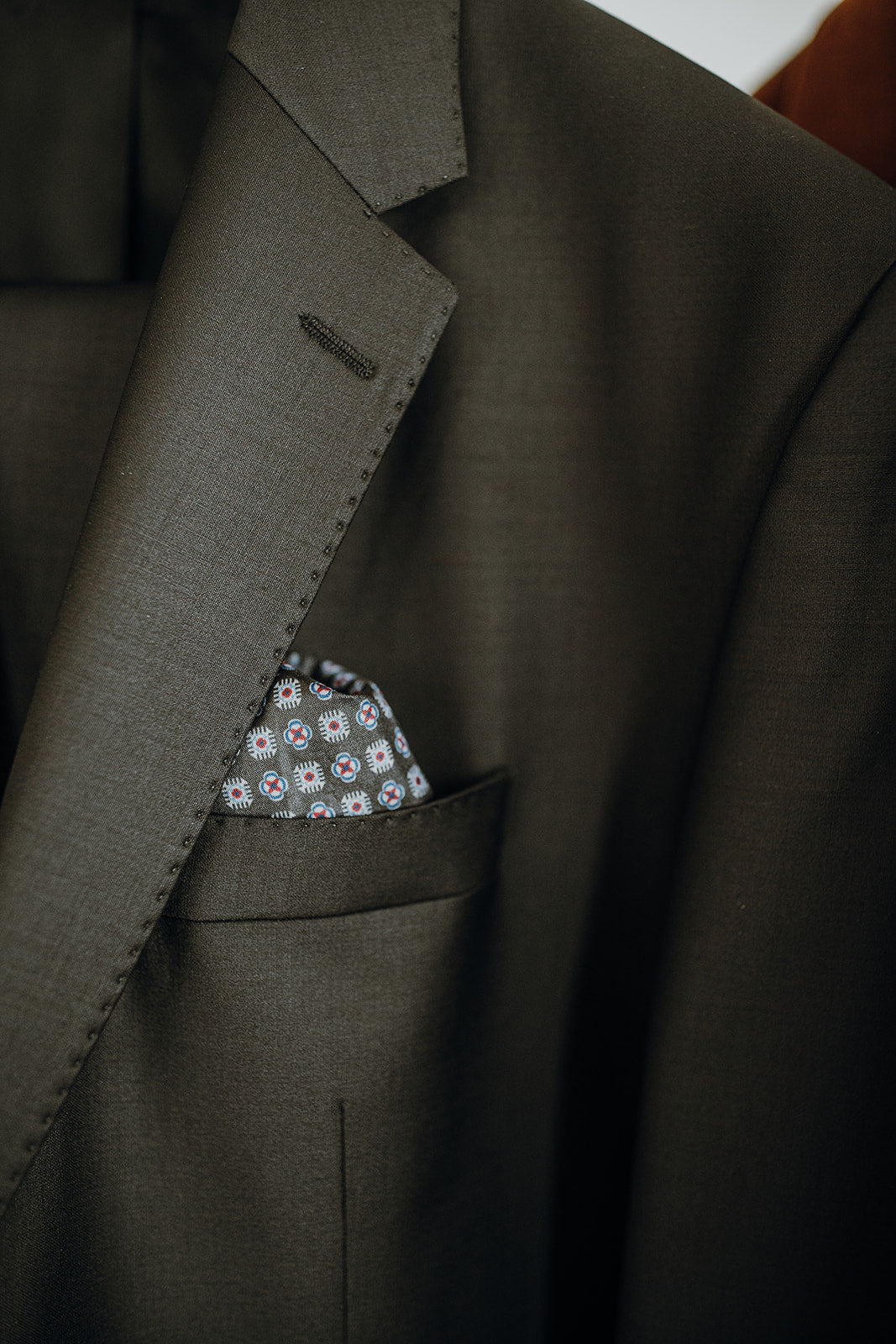 Ensemble / Habit / Complet veston et pantalon collection LUXE européen en mélange de laine Ensemble / Habit / Complet veston et pantalon collection LUXE européen en mélange de laine