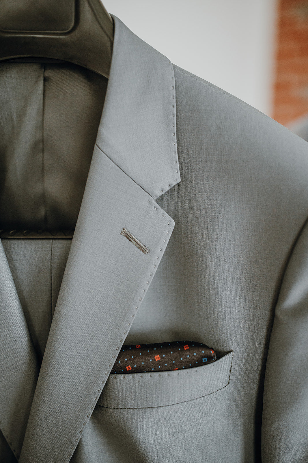 Ensemble / Habit / Complet veston et pantalon collection LUXE européen en mélange de laine Ensemble / Habit / Complet veston et pantalon collection LUXE européen en mélange de laine