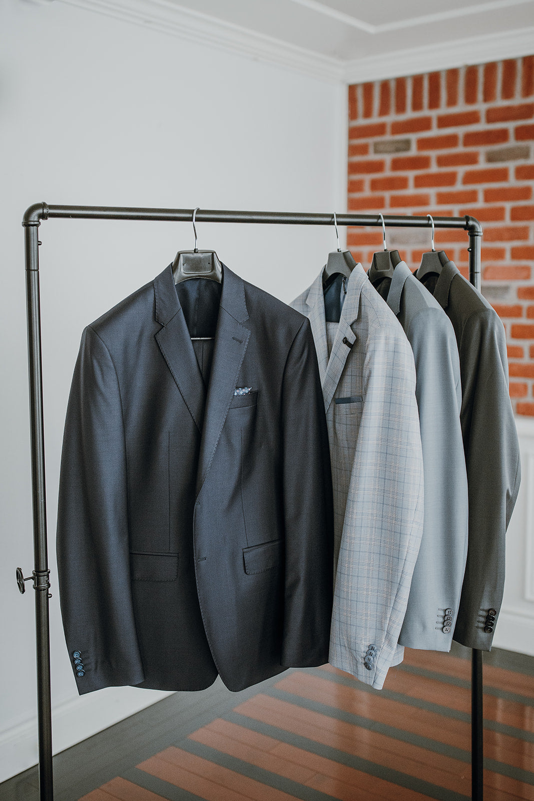 Ensemble / Habit / Complet veston et pantalon collection LUXE européen en mélange de laine Ensemble / Habit / Complet veston et pantalon collection LUXE européen en mélange de laine