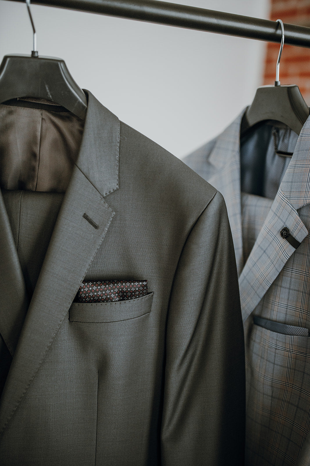 Ensemble / Habit / Complet veston et pantalon collection LUXE européen en mélange de laine Ensemble / Habit / Complet veston et pantalon collection LUXE européen en mélange de laine