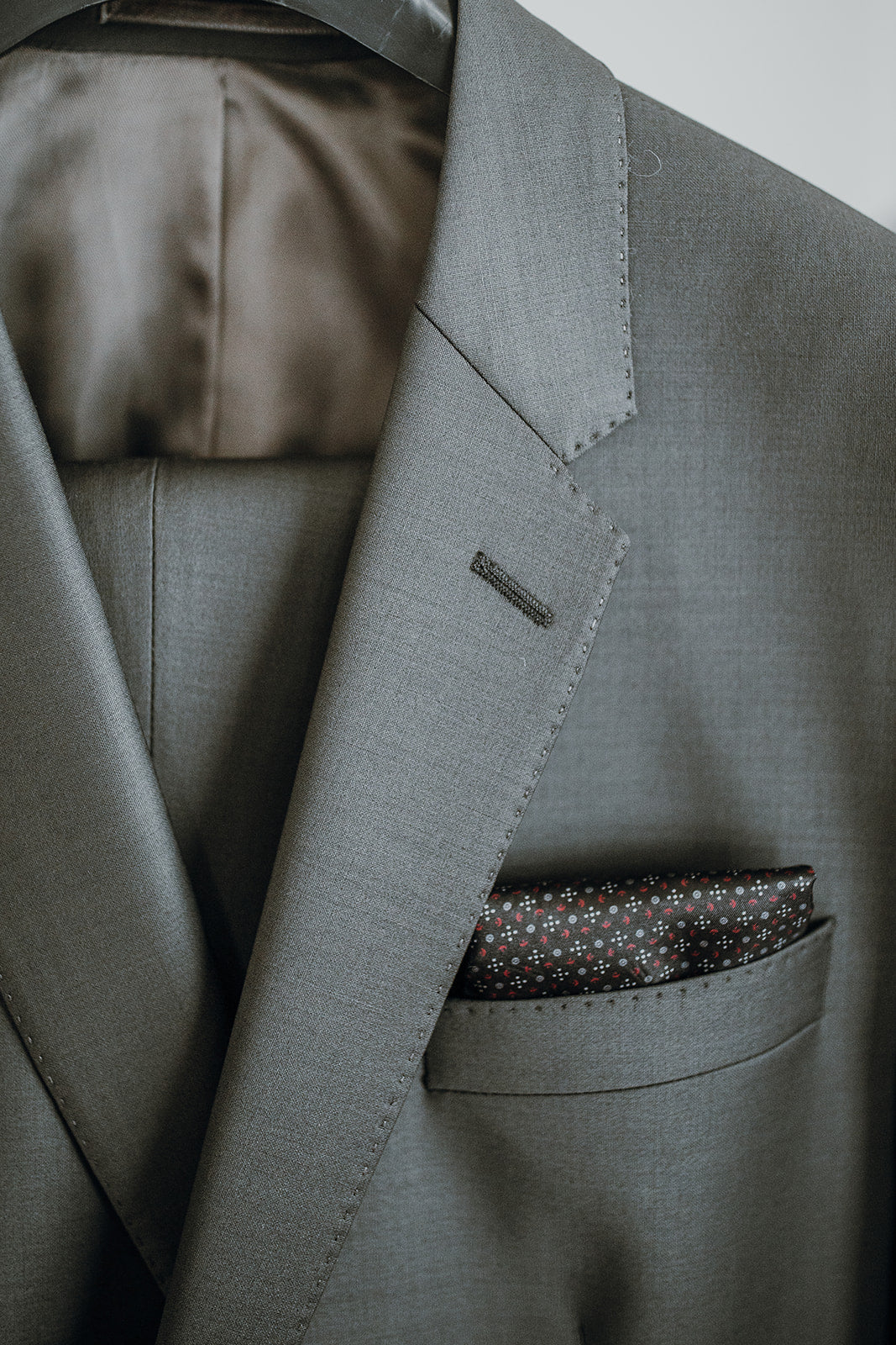 Ensemble / Habit / Complet veston et pantalon collection LUXE européen en mélange de laine Ensemble / Habit / Complet veston et pantalon collection LUXE européen en mélange de laine