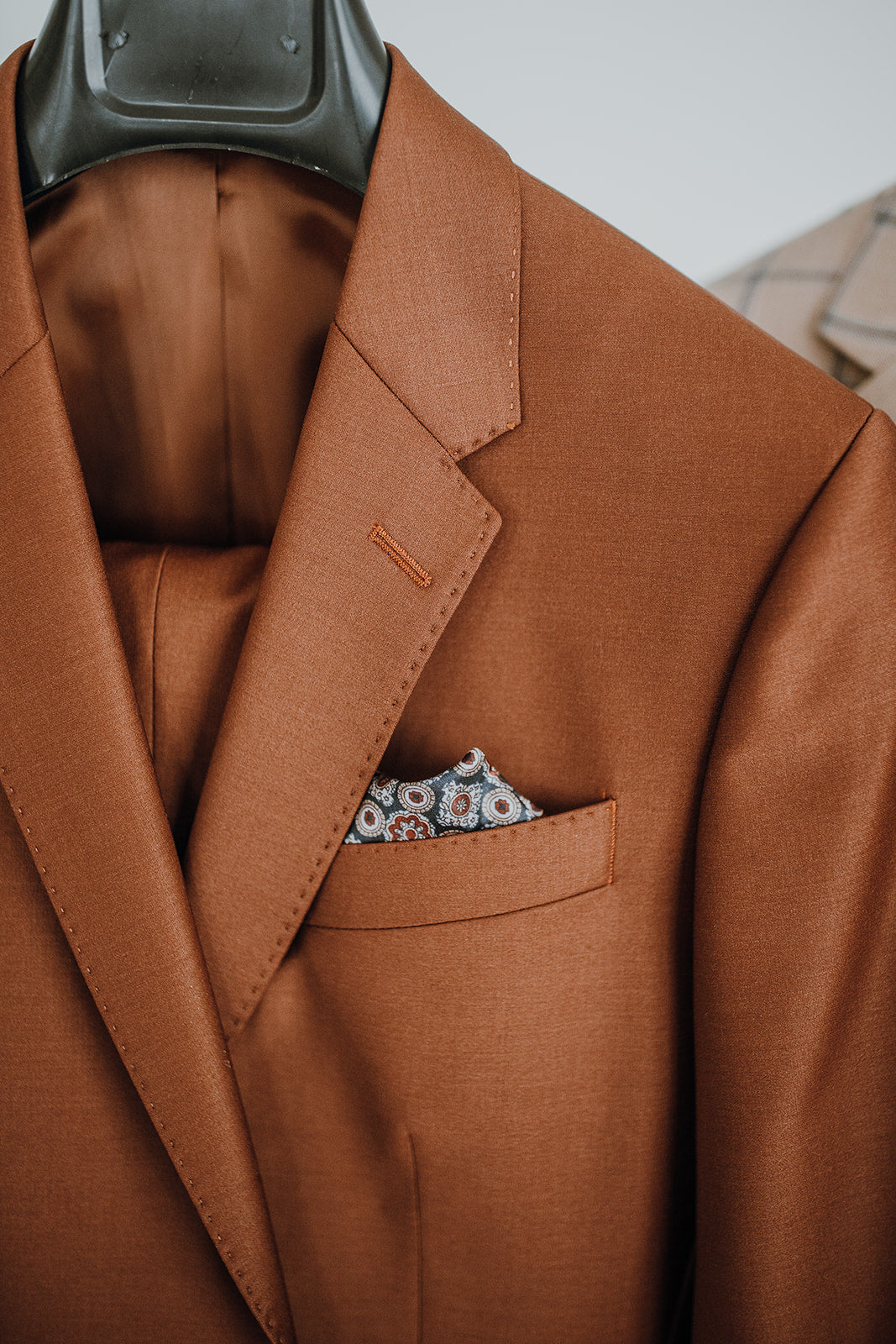 Ensemble / Habit / Complet veston et pantalon collection LUXE européen en mélange de laine Ensemble / Habit / Complet veston et pantalon collection LUXE européen en mélange de laine