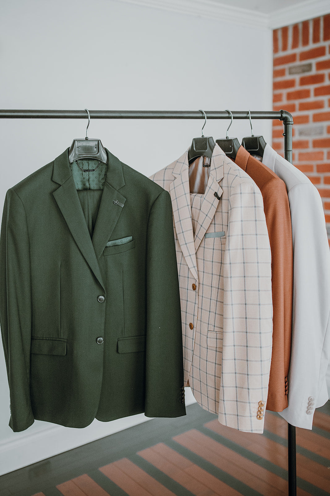 Ensemble veston et pantalon collection CASUAL européen en mélange de laine Ensemble veston et pantalon collection CASUAL européen en mélange de laine