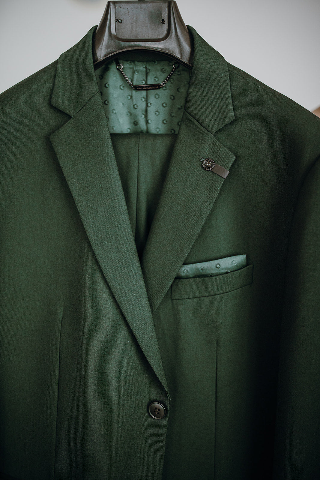 Ensemble veston et pantalon collection CASUAL européen en mélange de laine Ensemble veston et pantalon collection CASUAL européen en mélange de laine