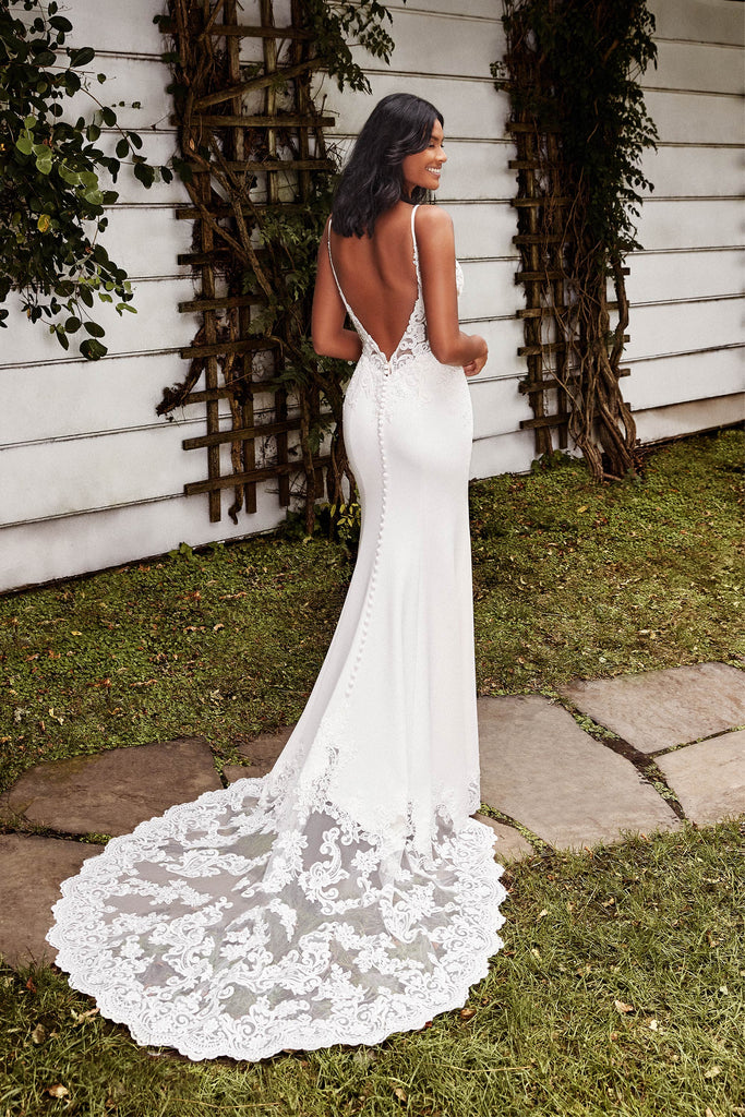 Janice *sample size 12* - slim fit sleeveless wedding dress with crepe