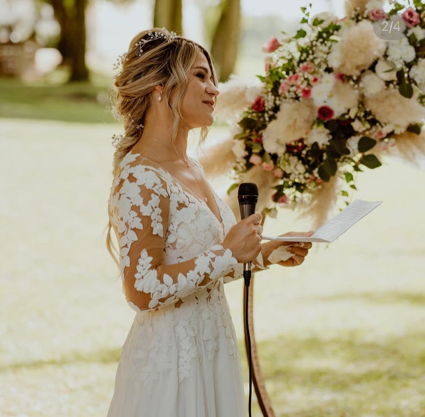 Cassandra *taille plus* - robe de mariée boho avec dentelle de coton et jupe en chiffon avec traîne majestueuse