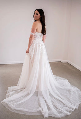 *EXCLUSIVITÉ* Gamba - robe boho romantique coupe A en tulle et dentelle, avec corset apparent et bretelles tombantes