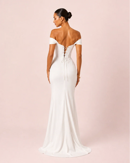 Sensa - Robe de mariée longue de coupe ajustée à bustier à bretelles amovibles avec fente sans bretelles et dos lacé