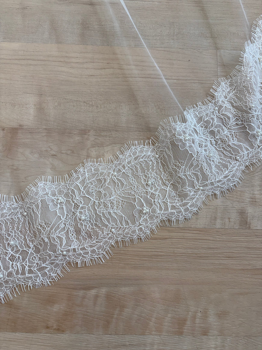 Camilia - Voile avec bordure de dentelle chantilly et perles - 2 longueurs disponibles