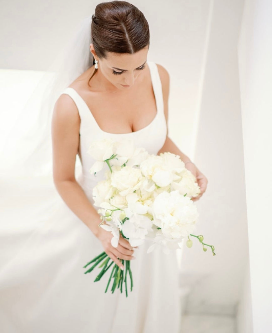 Margo - robe de mariée classique en mikado extensible à encolure droite avec dos ouvert