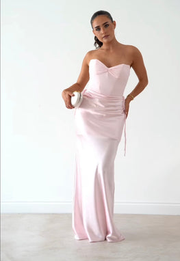 Darcie - Robe longue avec bustier à effet corset et jupe de satin