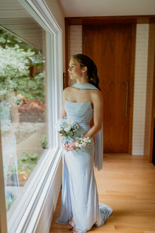 Dania - Robe longue extensible coupe sirène à jeu de plis avantageux en tissus à strass