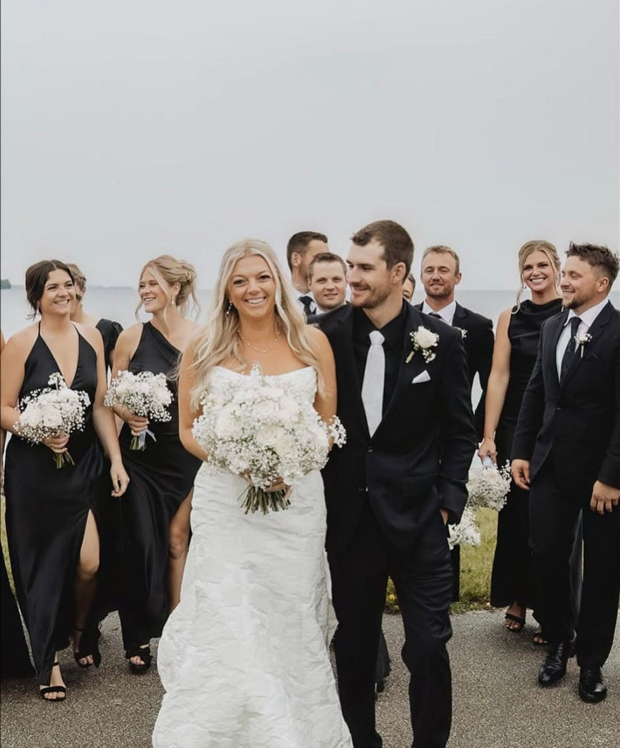 Gabana - robe de mariée haut de gamme ajustée en brocade avec boucles off shoulders