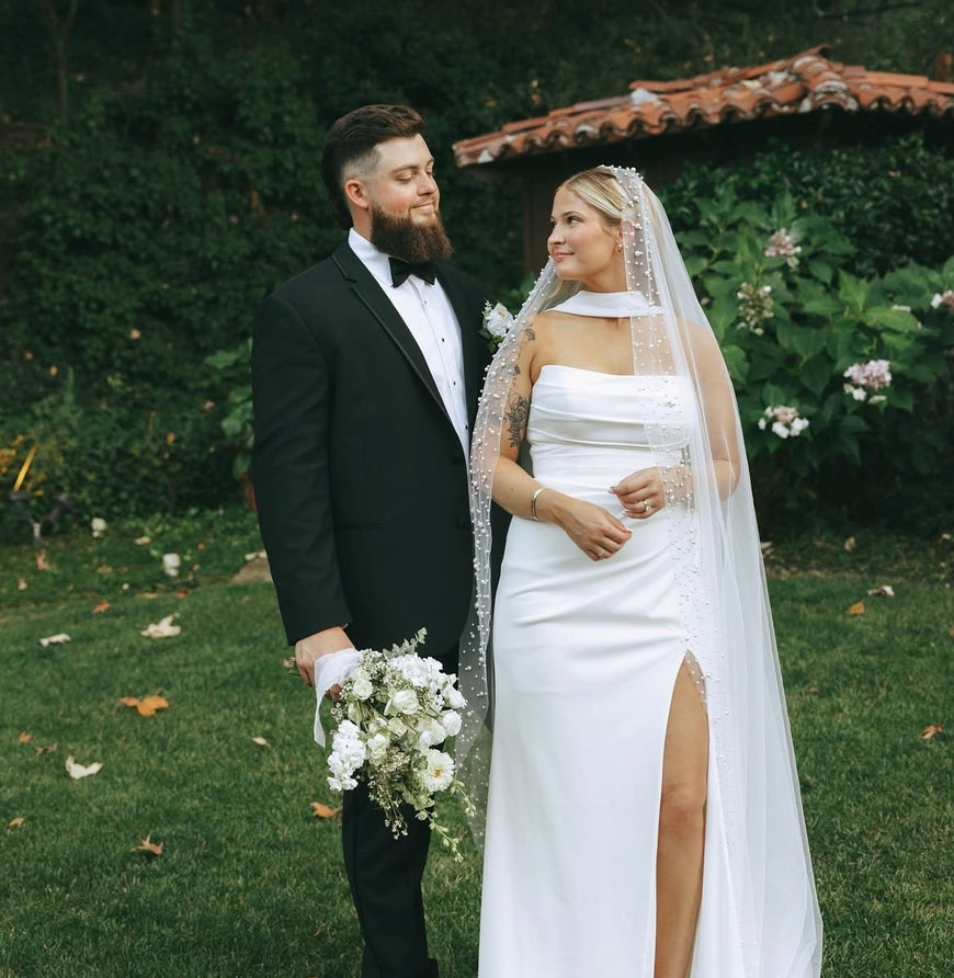 *EXCLUSIVITÉ* Usher - robe de mariée ajustée en crêpe extensible avec encolure bustier