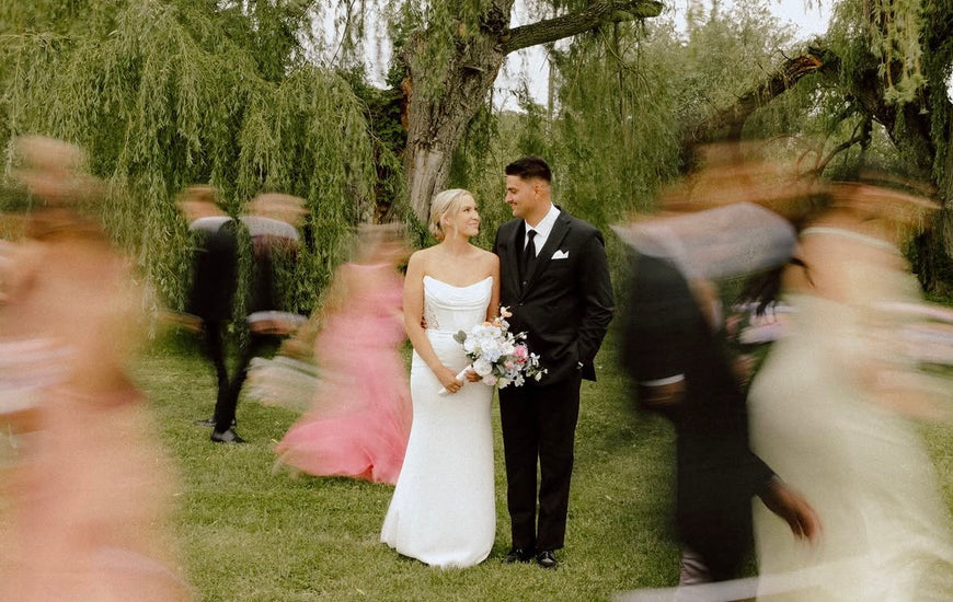 Damyen - robe de mariée ajustée en crêpe avec détails de dentelle et manches off souliers